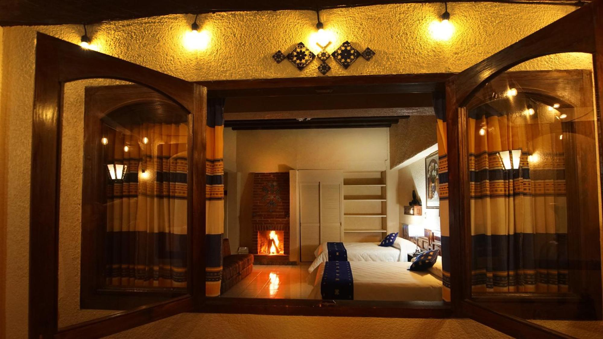 Hotel Palacio De Moctezuma San Cristobal de las Casas Bagian luar foto