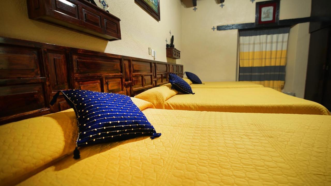 Hotel Palacio De Moctezuma San Cristobal de las Casas Bagian luar foto