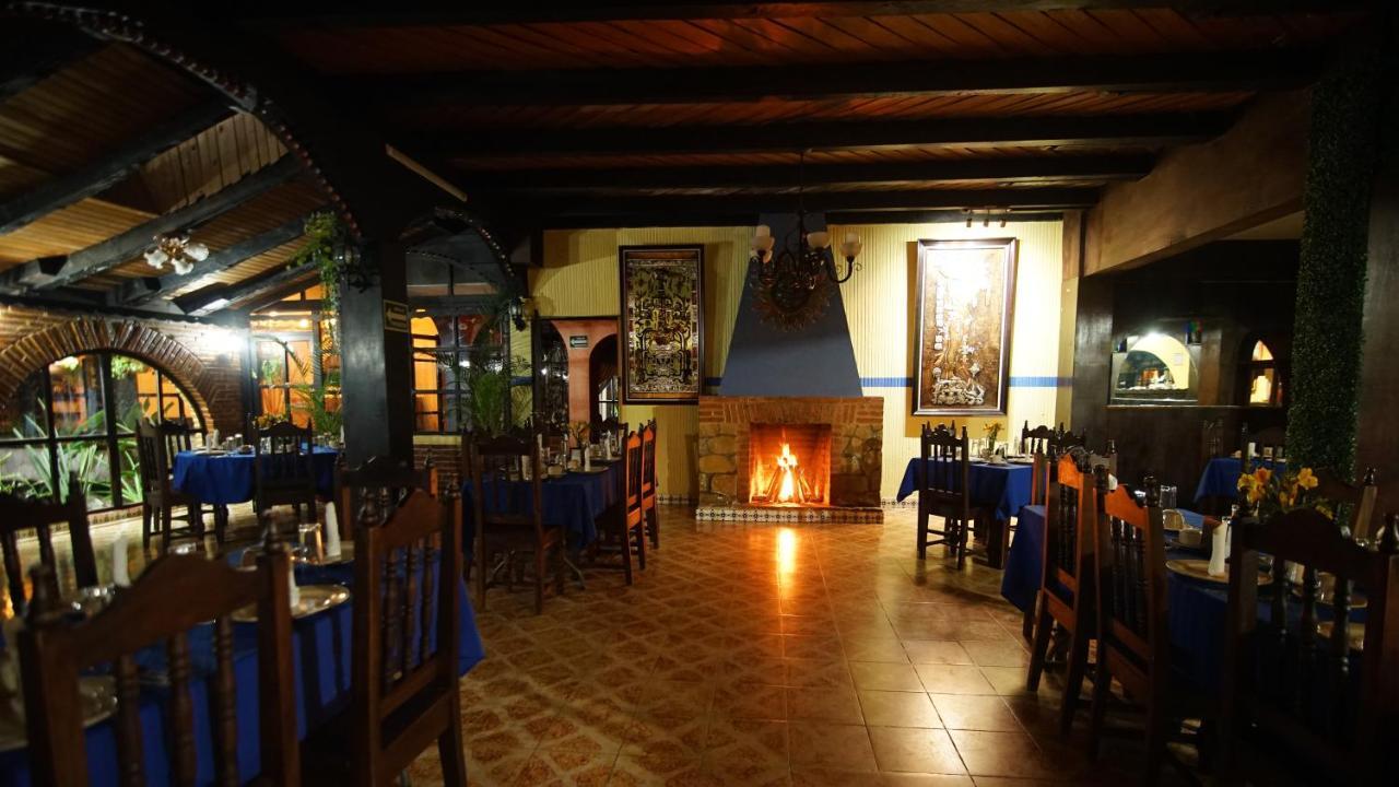 Hotel Palacio De Moctezuma San Cristobal de las Casas Bagian luar foto