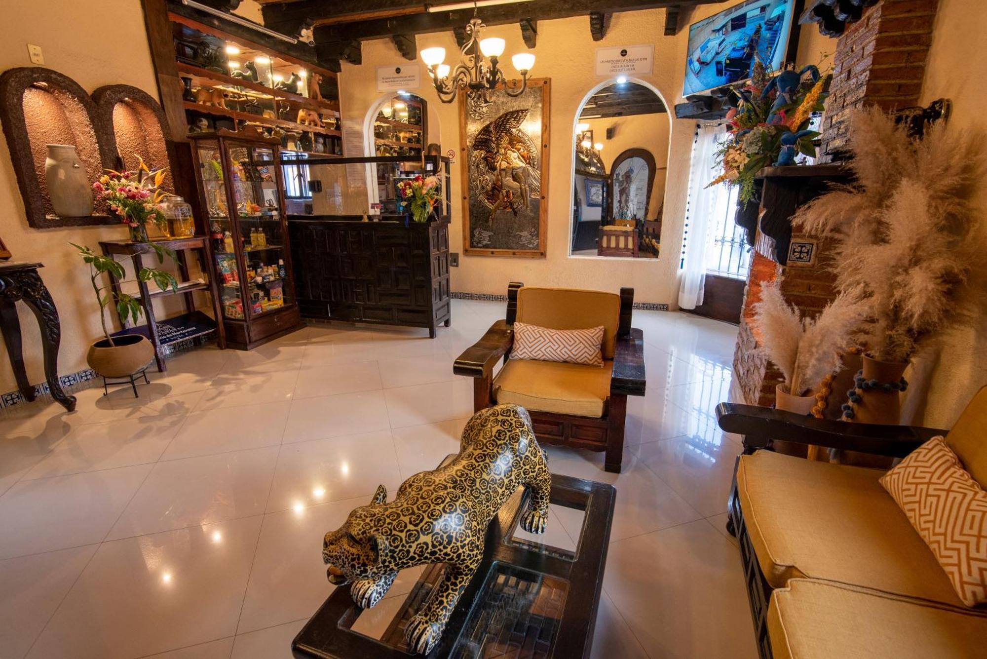 Hotel Palacio De Moctezuma San Cristobal de las Casas Bagian luar foto