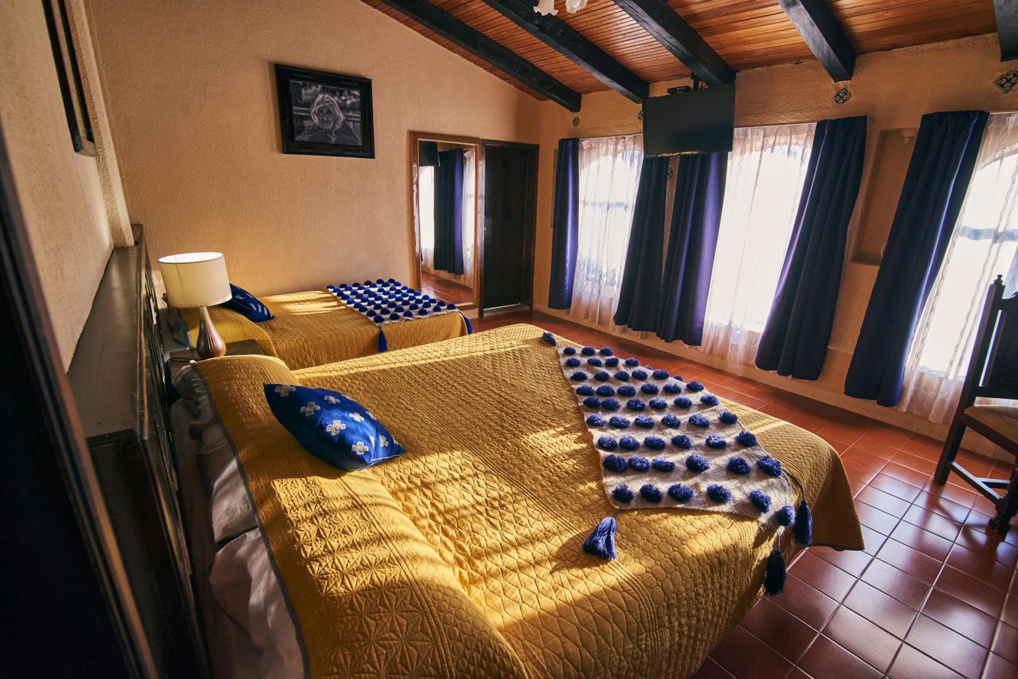Hotel Palacio De Moctezuma San Cristobal de las Casas Bagian luar foto